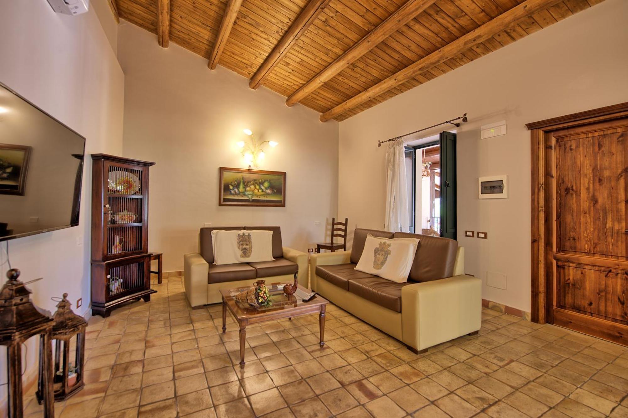 Villa Maddalena By Posarellivillas Palazzolo Acreide Eksteriør billede